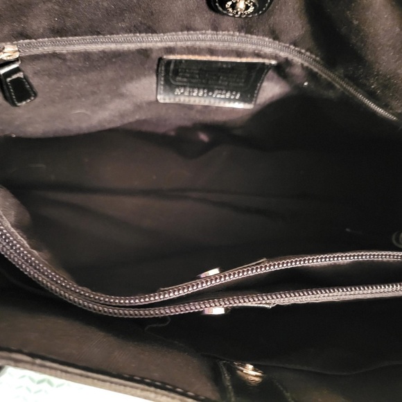 Coach Purse - Picture 7 of 9